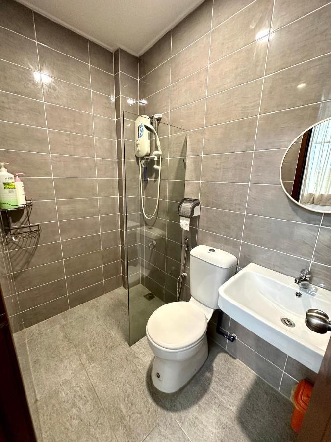 Springfield 3-Storey Cheerful Townhouse #Yoyo Homestay SDK Kültér fotó
