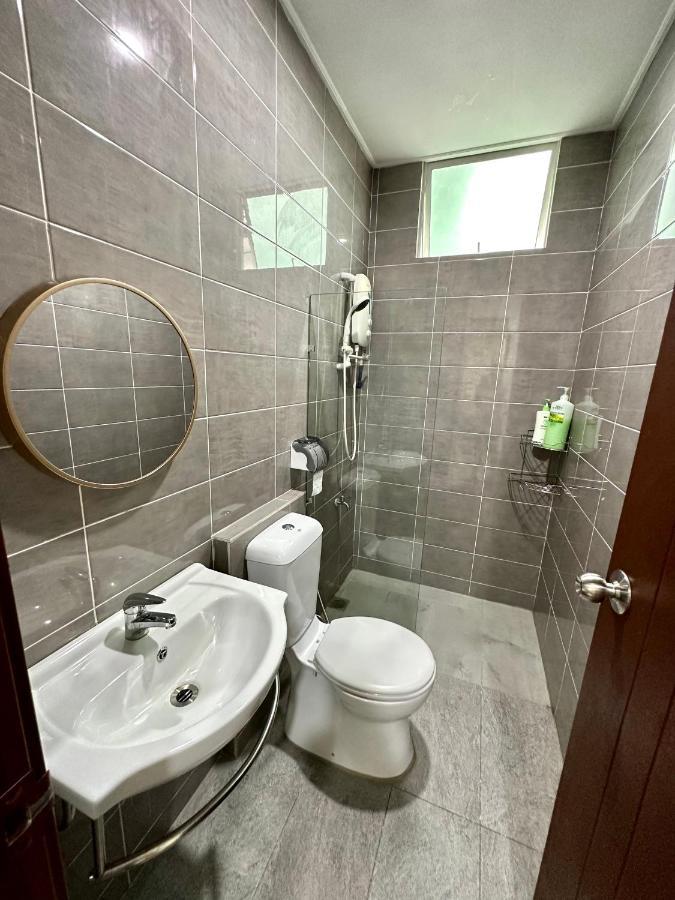 Springfield 3-Storey Cheerful Townhouse #Yoyo Homestay SDK Kültér fotó