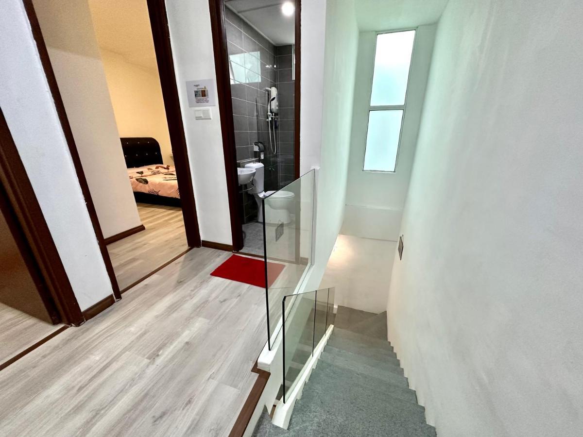 Springfield 3-Storey Cheerful Townhouse #Yoyo Homestay SDK Kültér fotó